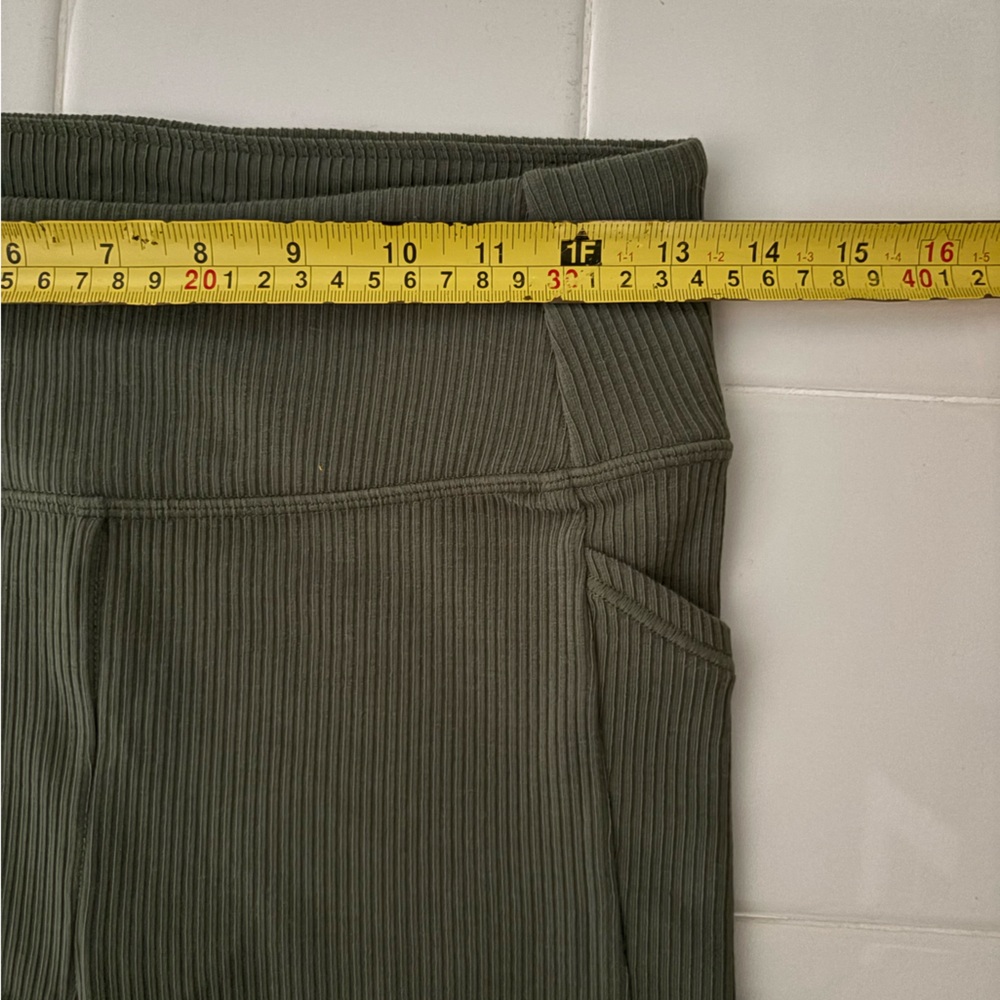 NWT Woolx | Miley Bike Shorts, Ribbed Merino Wool w/ Pockets, Green Meadow, Sz M - Picture 6 of 10